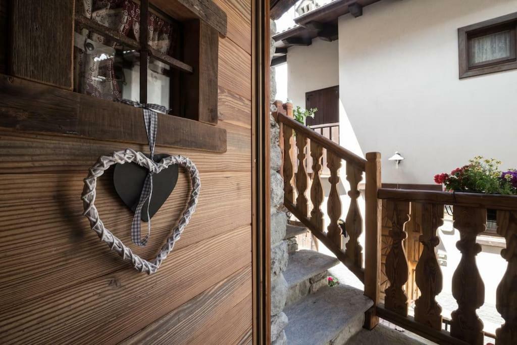 Vecchio Fienile Apartment Aosta Ngoại thất bức ảnh